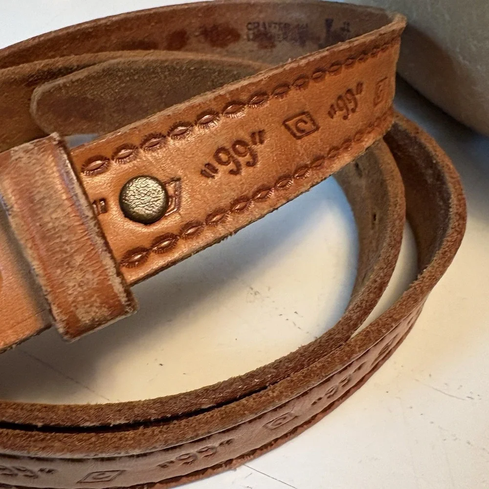 Vintage Justin Western Leather Belt Brass Buckle Sz 38 